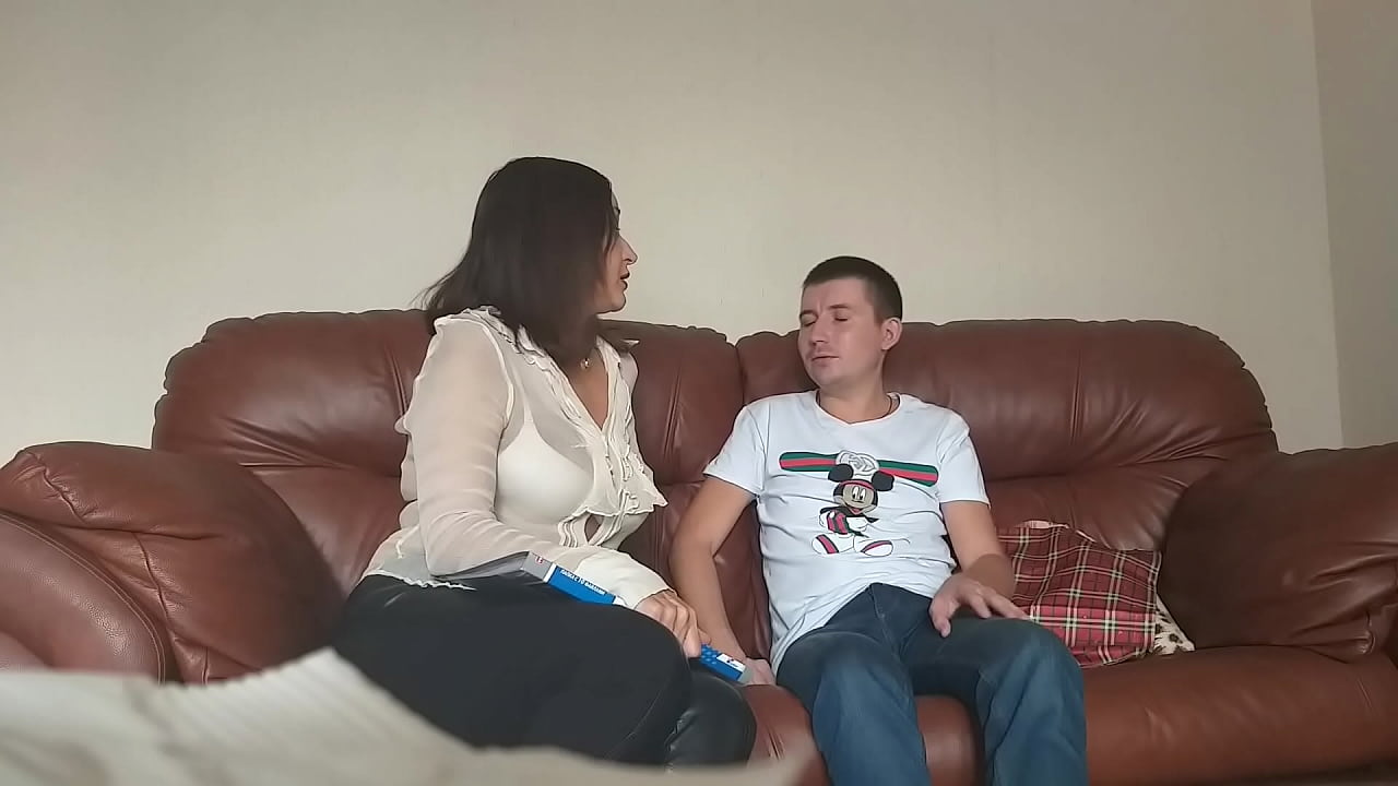 Estudiant tímid fotut professor insaciable (Milf Alina Tumanova)