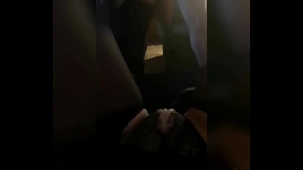 MJM calenta. El marit es folla a la núvia davant de la seva dona. El cony de la dona es mulla, les seves fantasies brutes només entorben la ment